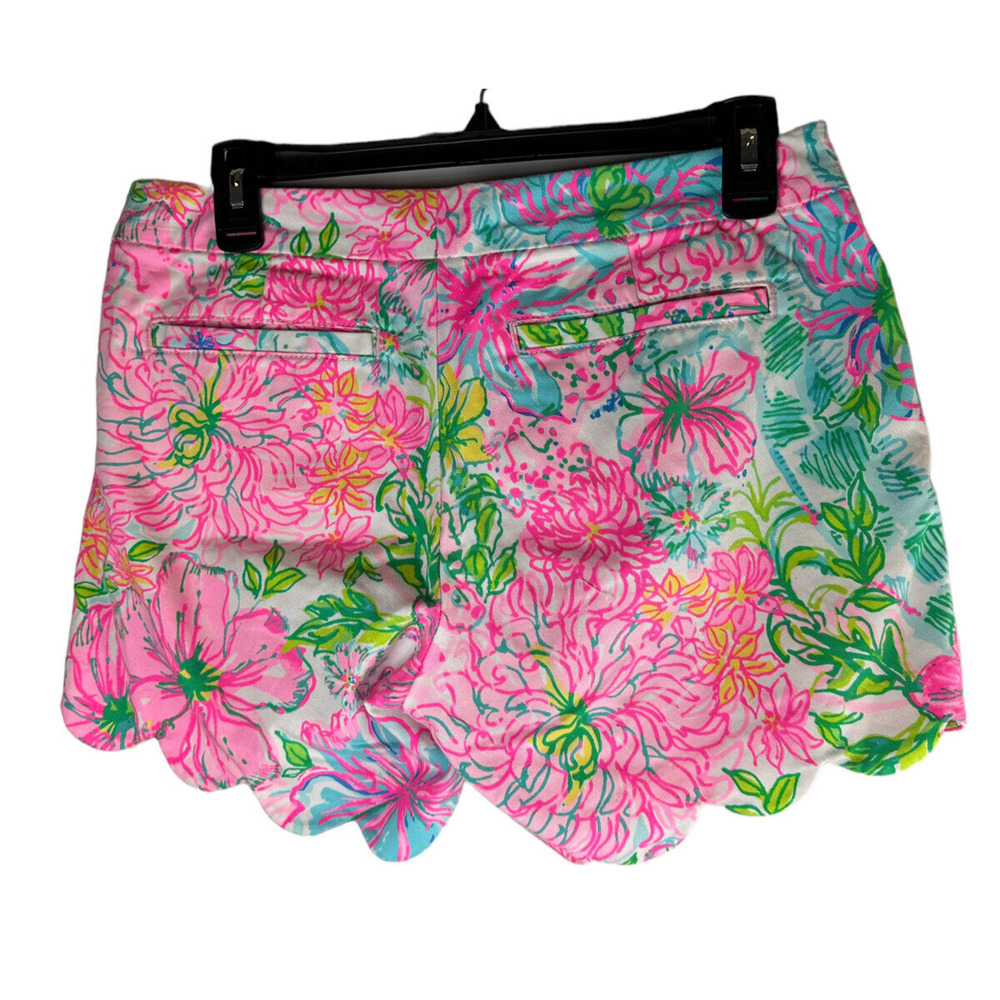 Lilly Pulitzer Buttercup Scalloped Shorts Multi-Color Floral Women's Size 2 - Picture 3 of 8